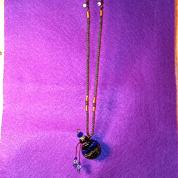 🆕️❤LAST 1❤EMORY ROSE MINI GLASS BOTTLE CHARM NECKLACE - Picture 14 of 17